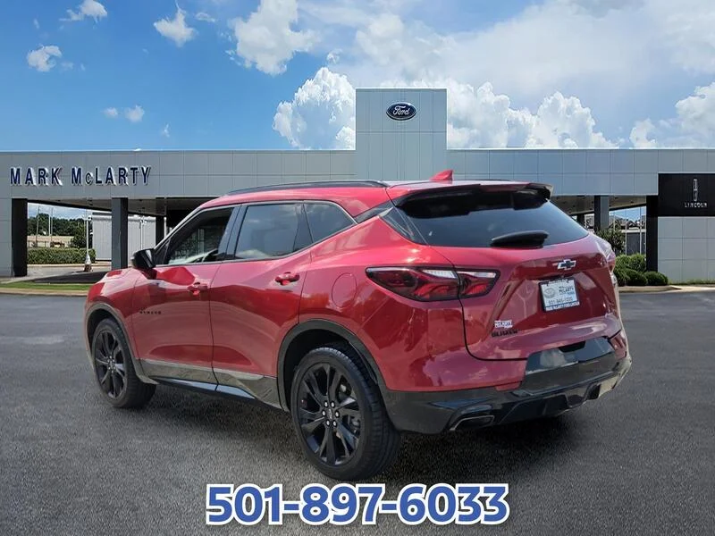 Used 2022 Cherry Red CHEVROLET FWD 4DR RS image 3