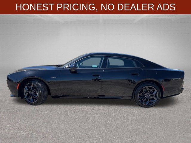 New 2026 Diamond Black Crystal Pearlcoat Dodge R/T image 2