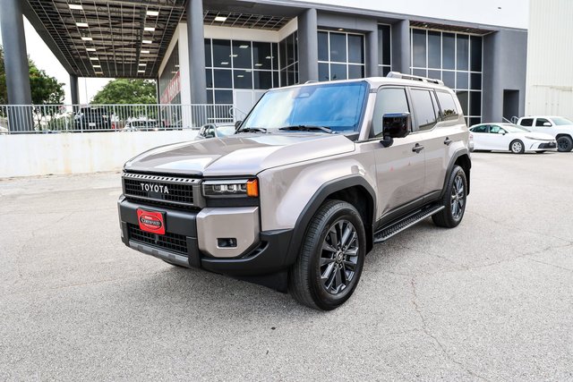 2025 Toyota Land Cruiser 