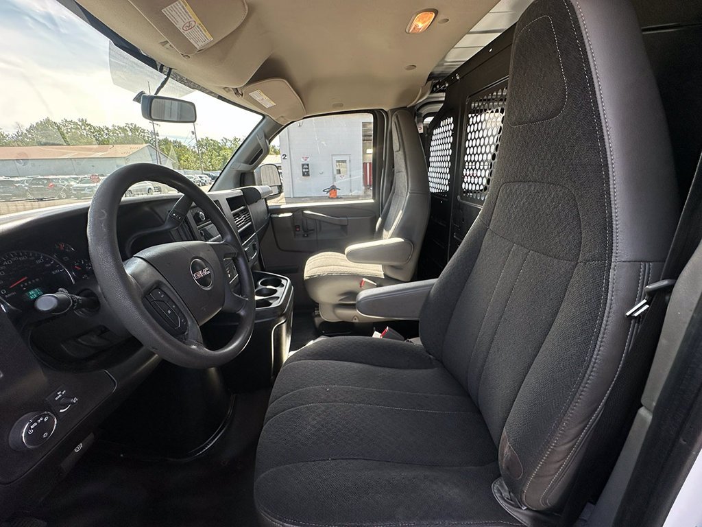 Used 2019 White GMC Work Van image 3
