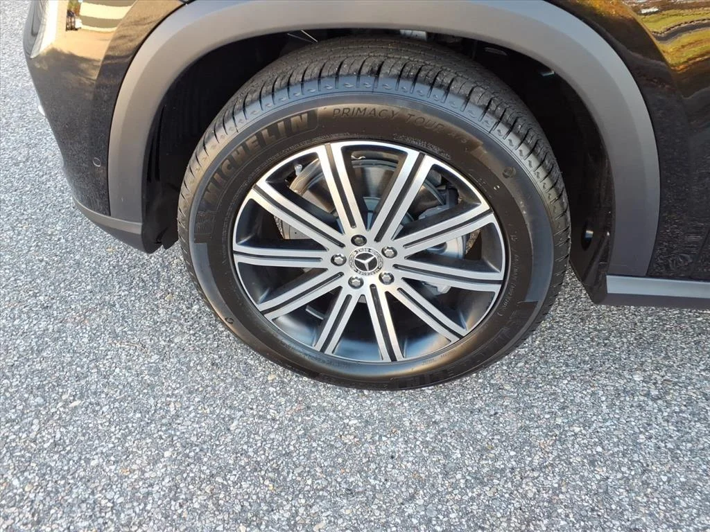 New 2026 Obsidian Black Metallic Mercedes-Benz GLE 350 image 9