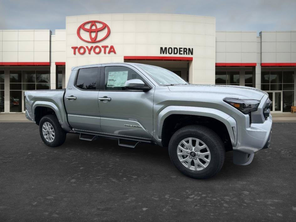 New 2026 Celestial Silver M Toyota SR5 image 3