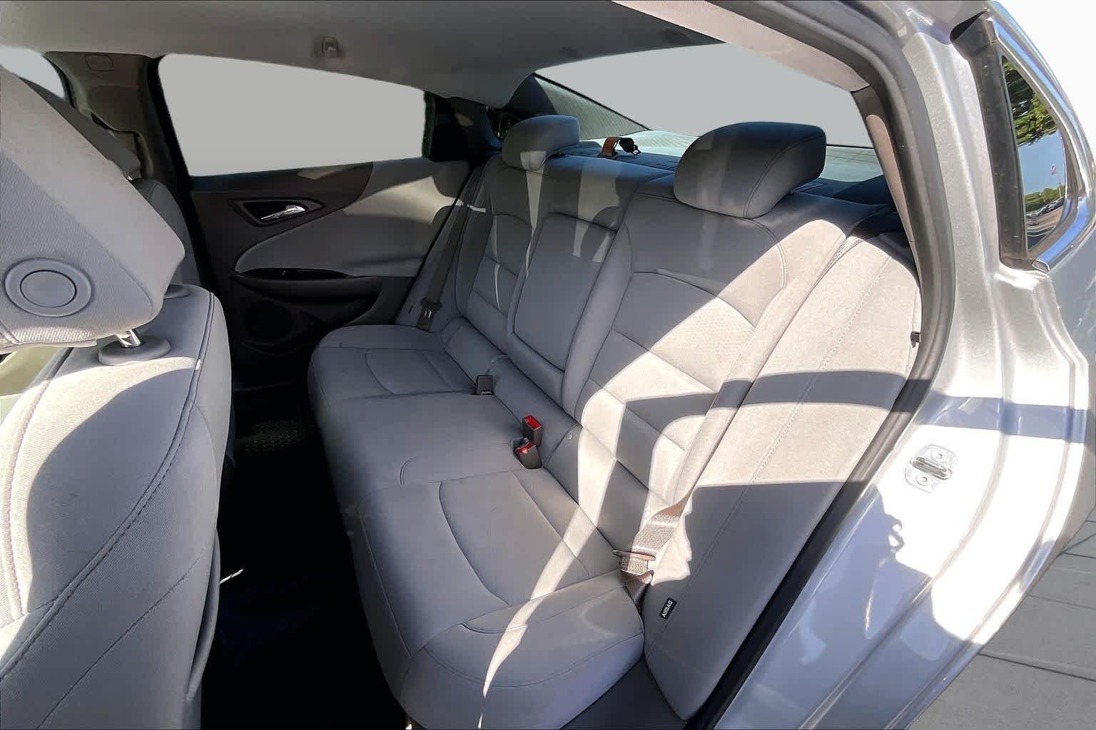 Used 2021 Silver Ice Metallic Chevrolet LT image 25