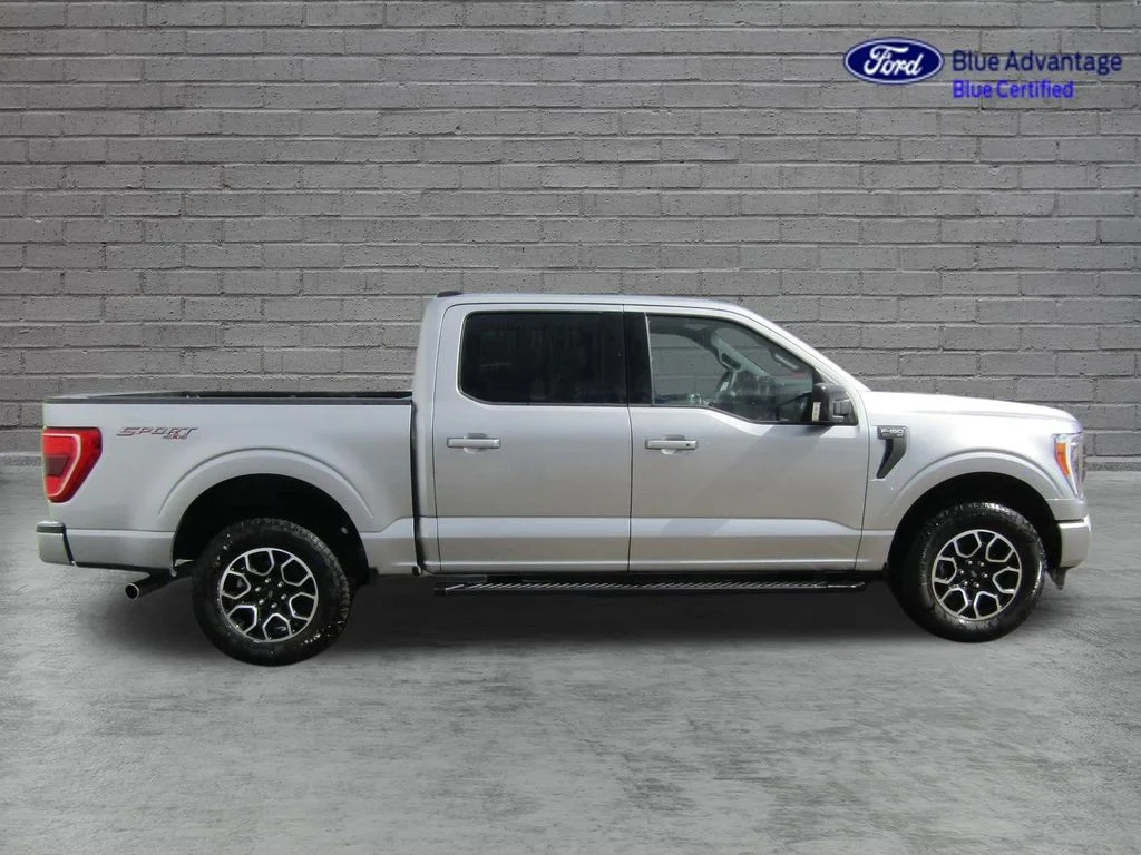 Certified Used 2023 Iconic Silver Metallic Ford XLT image 11