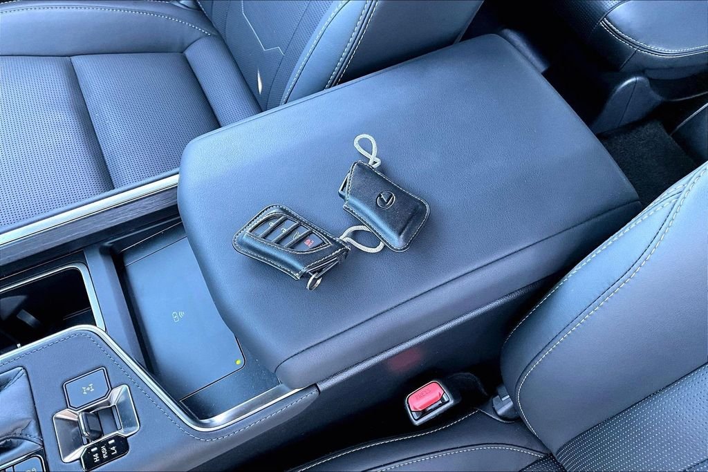 Used 2024 Gray Lexus 550 Luxury+ image 10
