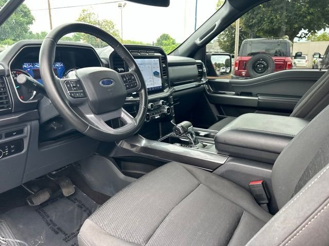 Used 2023 Black Ford XLT image 19