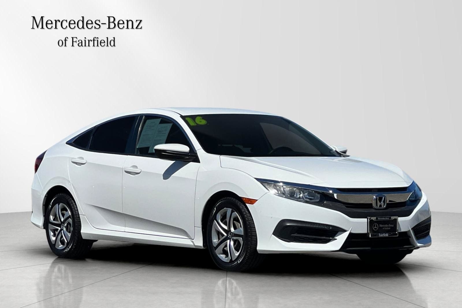 Used 2016 Taffeta White Honda LX image 9