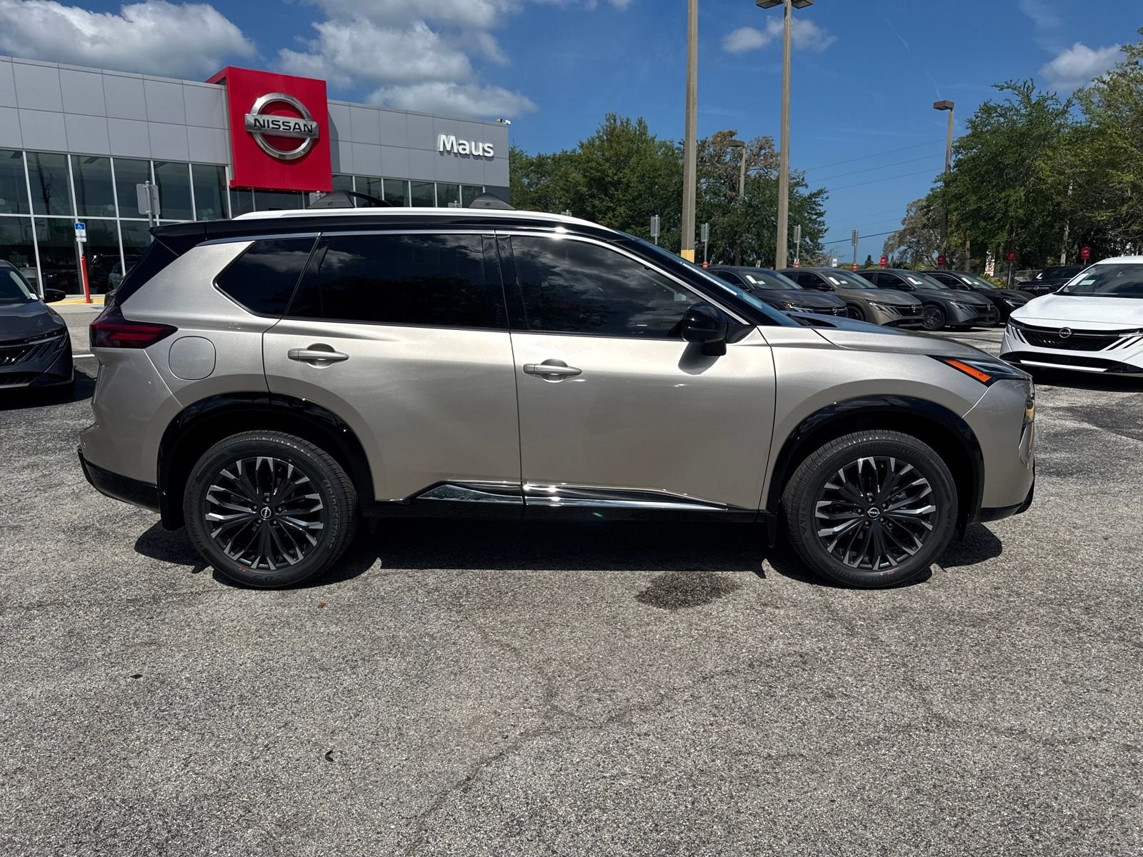 New 2026 Nissan Rogue Platinum 4D Sport Utility