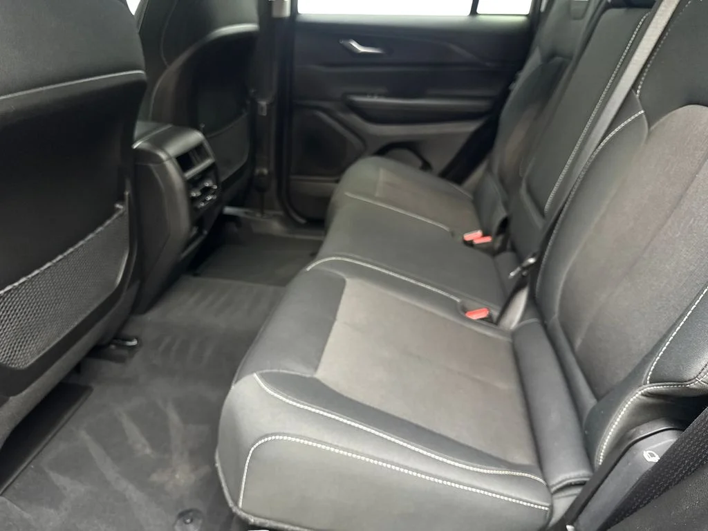 Used 2024 Black Jeep Laredo image 35