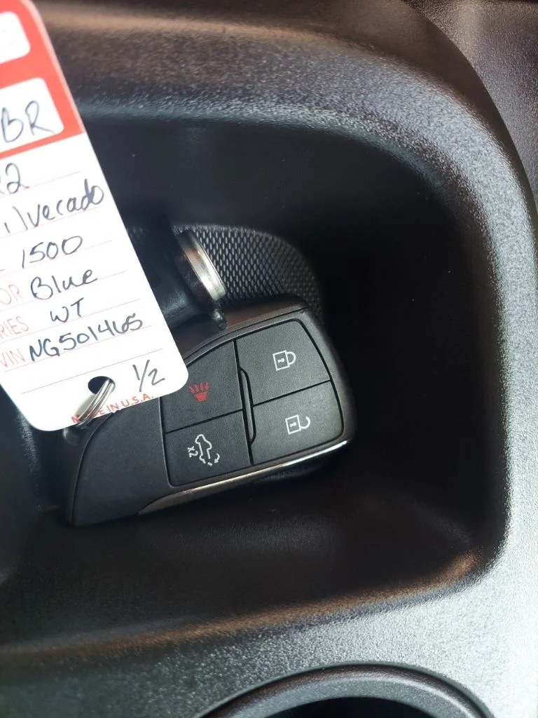 Used 2022 Blue Chevrolet WT image 29