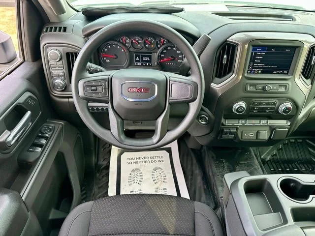 2025 GMC Sierra 2500HD Pro - Photo 17