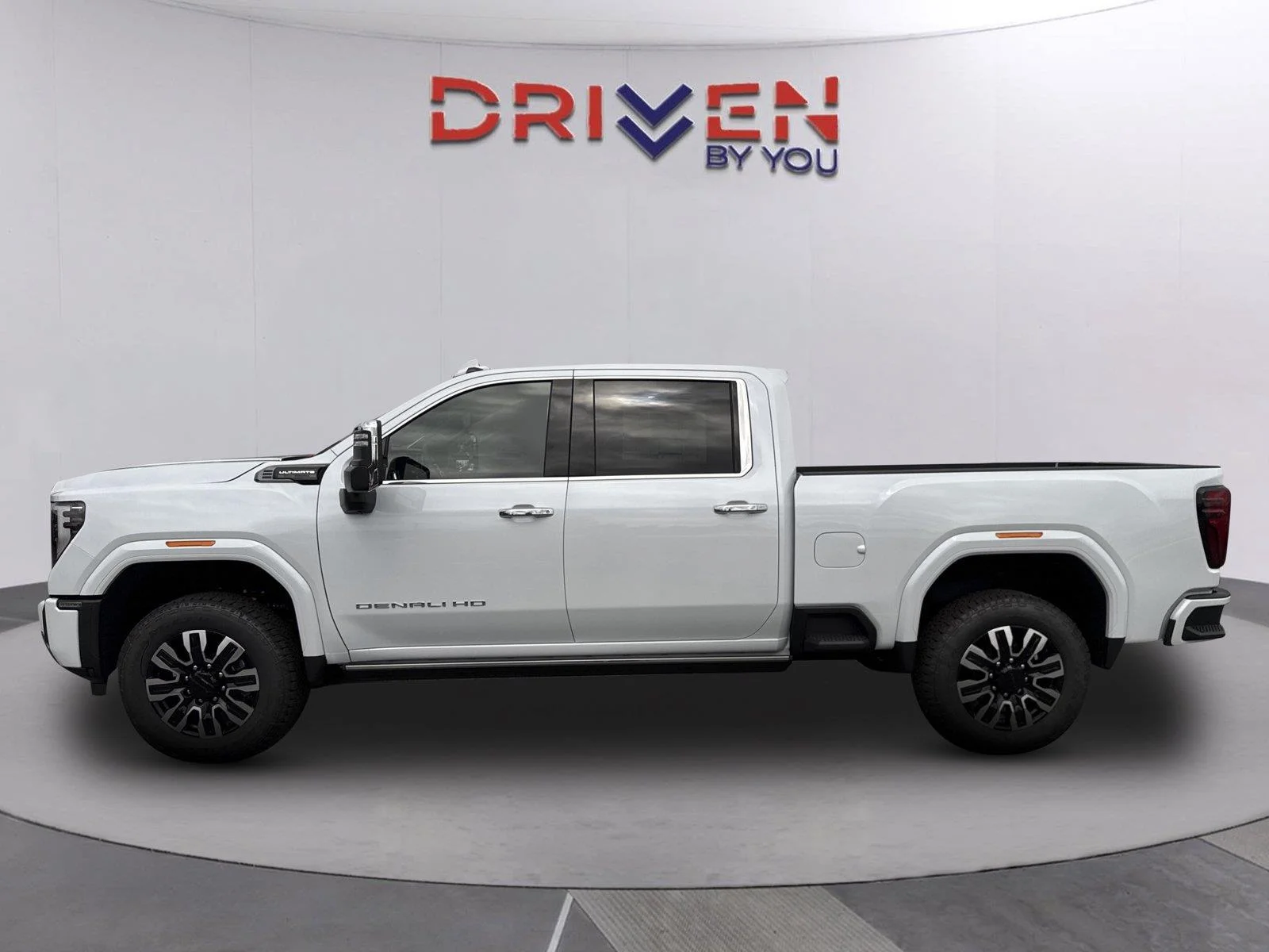 New 2026 Glacier White Tricoat GMC Denali Ultimate image 7