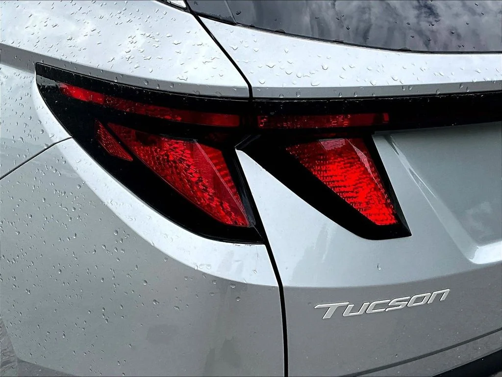 New 2026 Silver Hyundai SEL image 27
