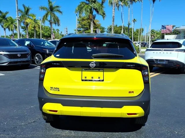 New 2026 Yuzu Yellow Metallic / Super Black Two-tone Nissan SR image 5