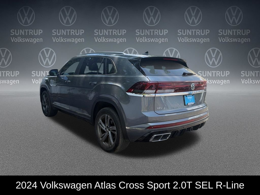 Used 2024 Gray Volkswagen 2.0T SEL R-Line image 3