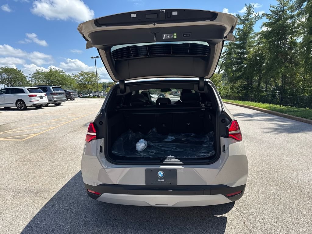 New 2026 Beige BMW 30 xDrive image 25