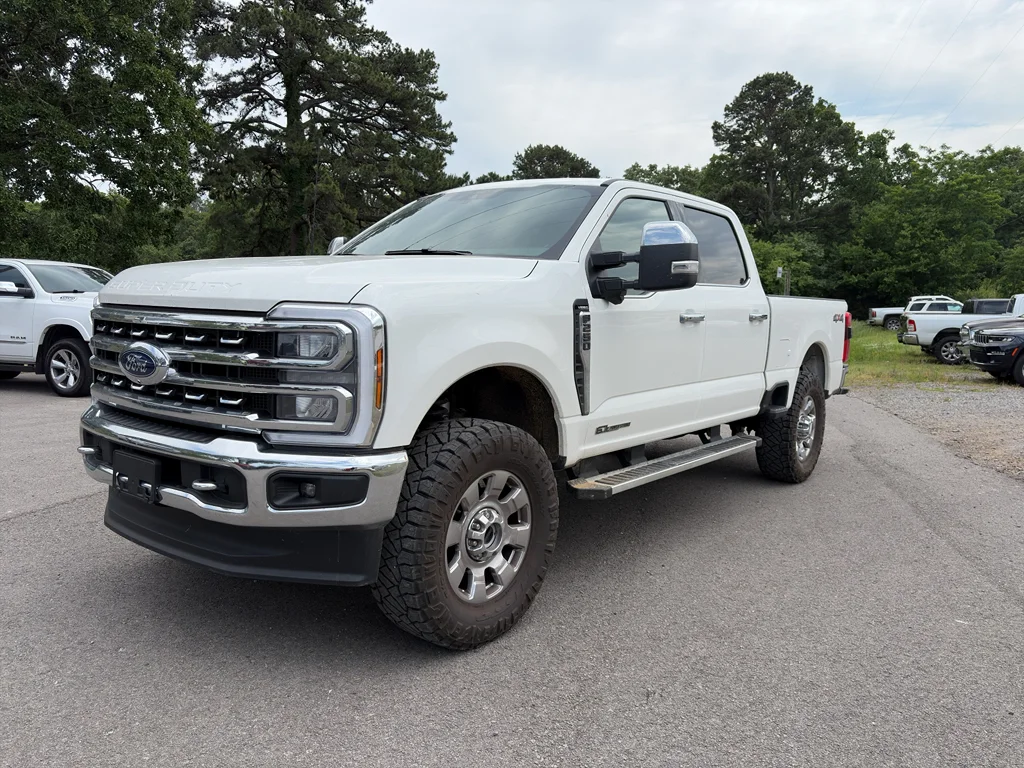 2024 Ford F-250 Lariat 4x4 Crew Cab 6-3/4' Box's photo