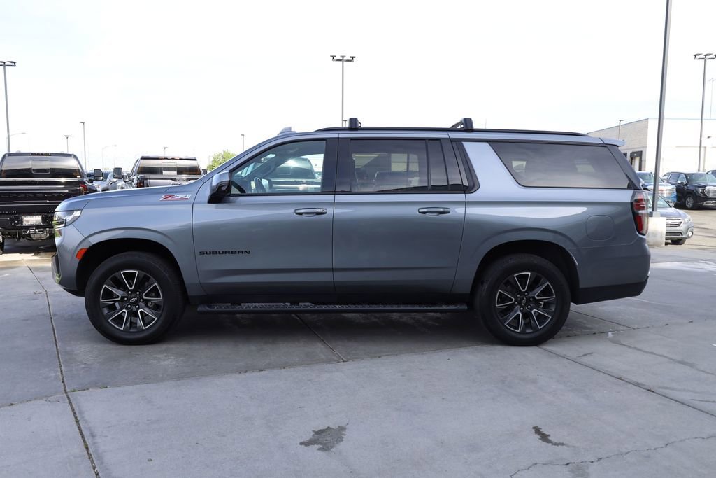 Used 2022 Satin Chevrolet Z71 image 3