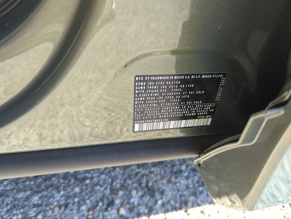New 2026 Green Volkswagen 2.0T SE R-Line Black image 38