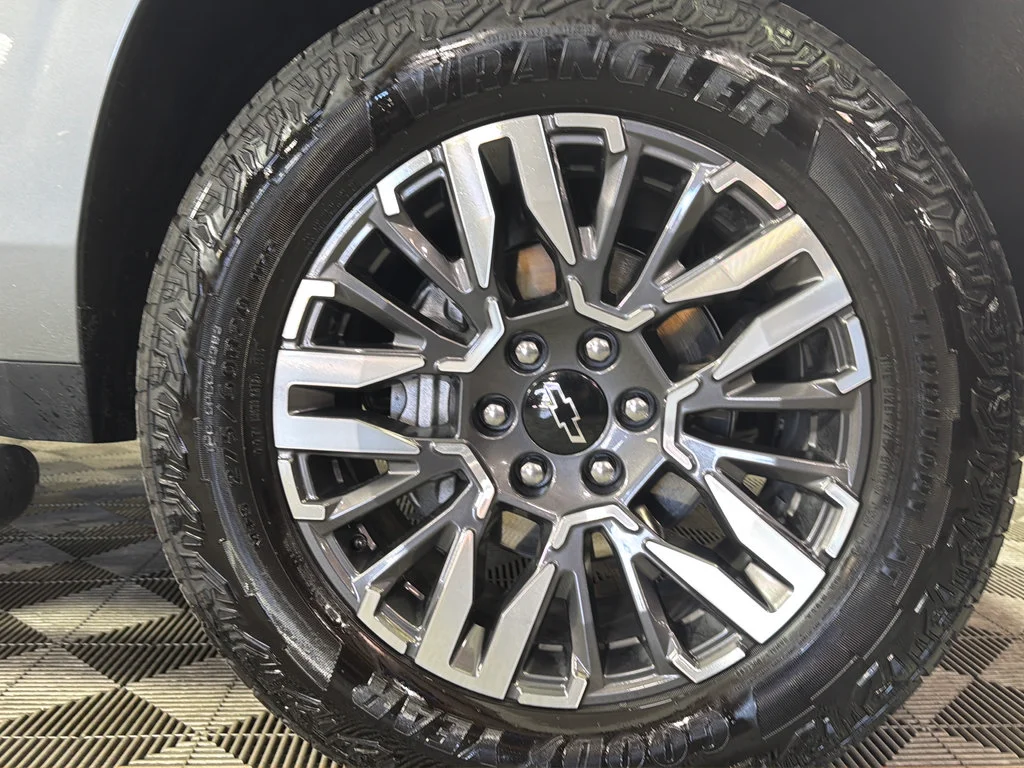 Used 2026 Sterling Gray Metallic Chevrolet Z71 image 42