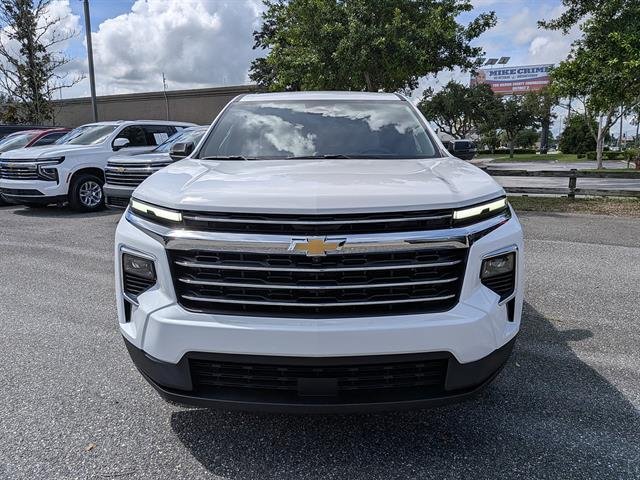 New 2027 Summit White Chevrolet LT image 35