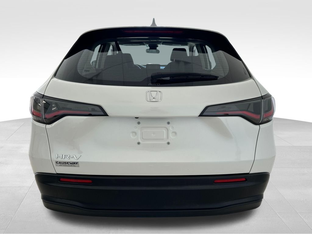 Used 2024 Platinum White Pearl Honda LX image 6
