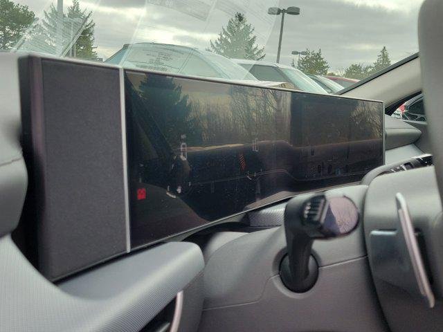 New 2025 Abyss Black Hyundai SEL image 20