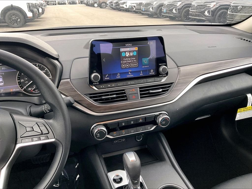 2026 Nissan Altima SV - Photo 13