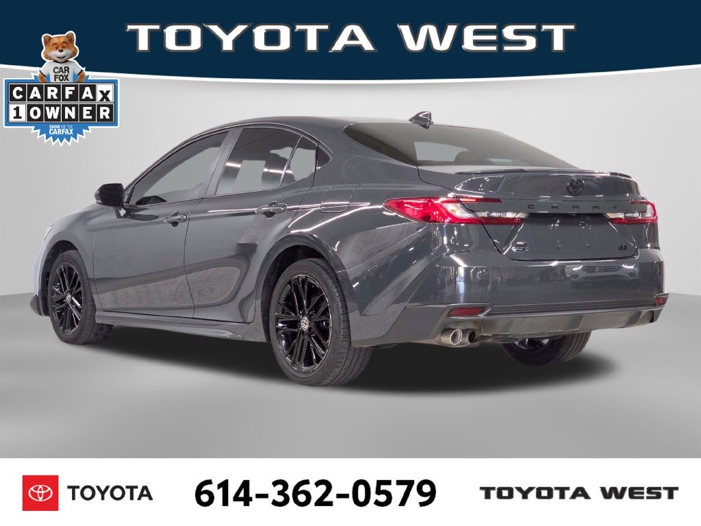 Used 2025  Toyota SE image 9