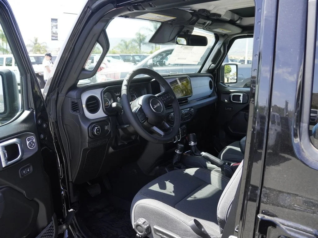 New 2026 Black Clear-Coat Exterior Paint Jeep Sport S image 19