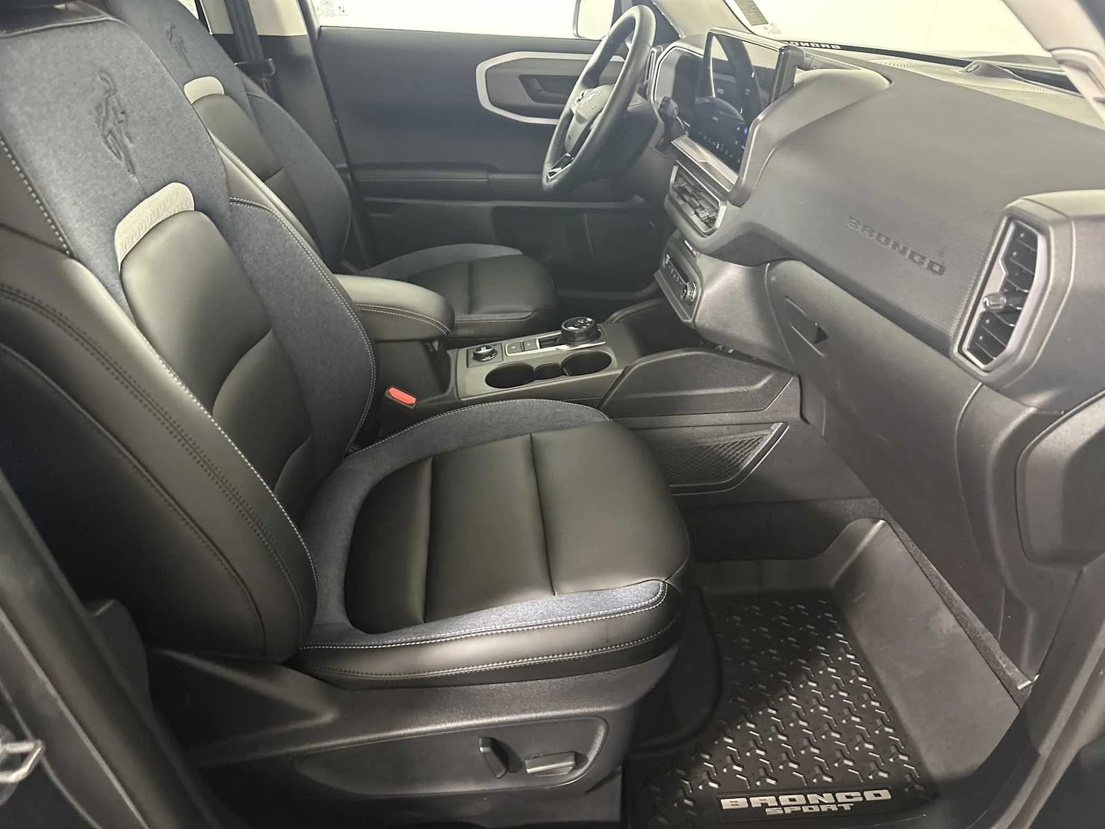 Used 2025 Carbonized Gray Ford Outer Banks image 22
