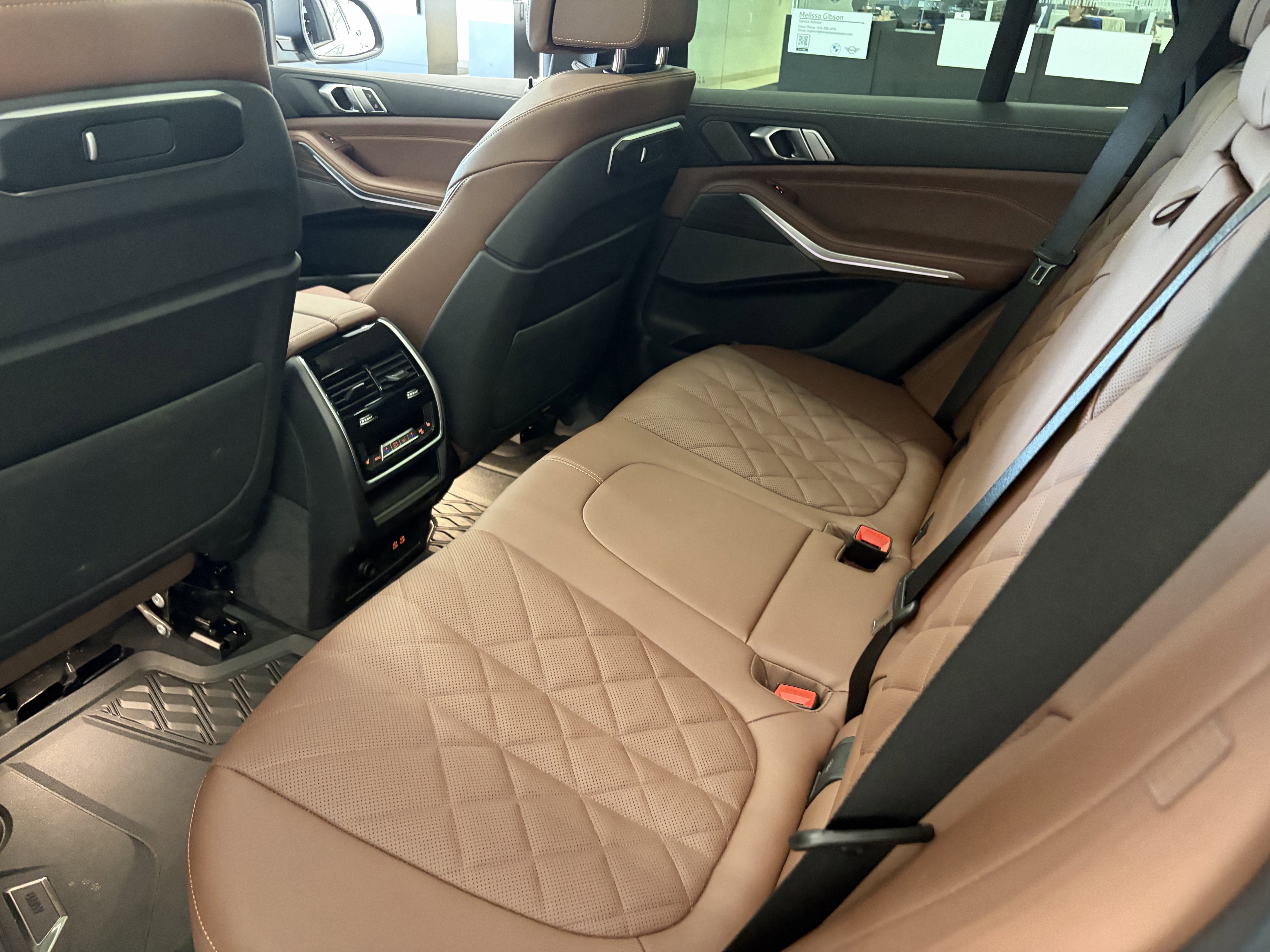 Used 2026 SKYSCRAPER GREY M BMW xDrive40i image 15