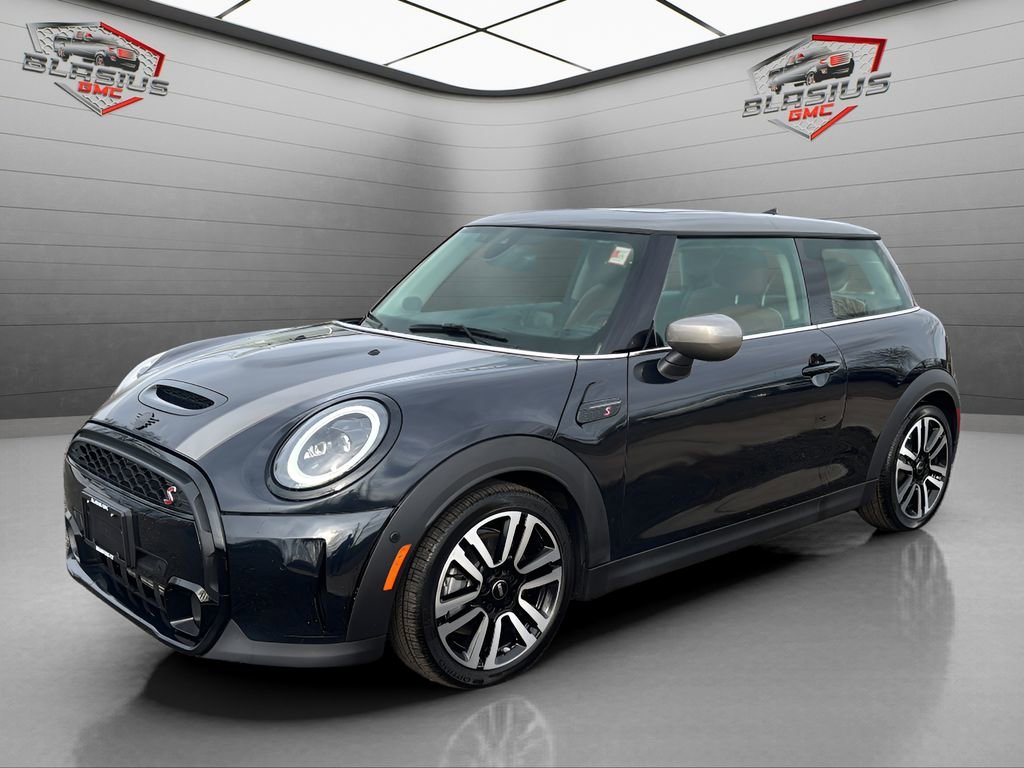 2023 MINI 3 Door S