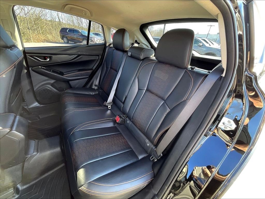 Used 2023 Crystal Black Silica Subaru Limited image 14