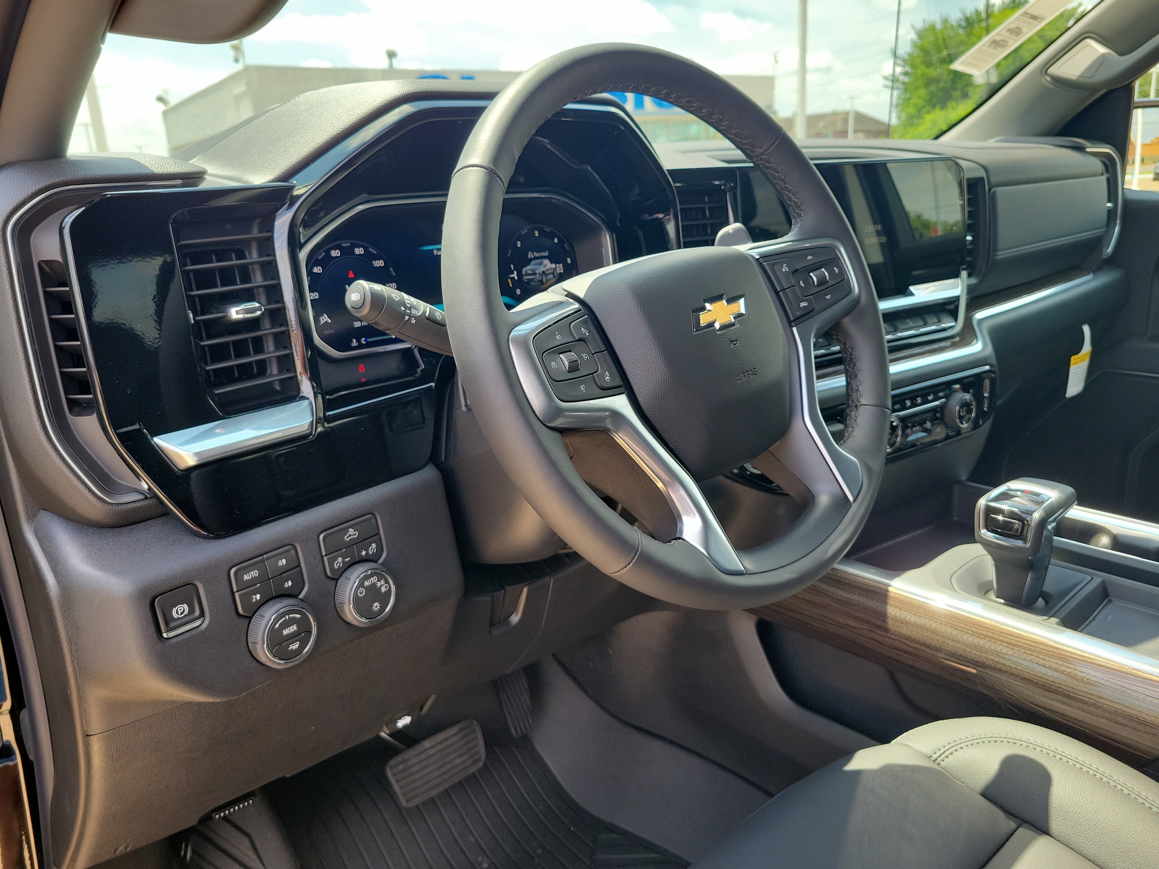2026 Chevrolet Silverado 1500 LT - Photo 15