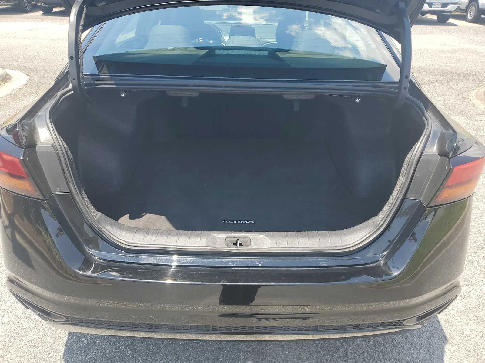Used 2025 Black Nissan SV image 5