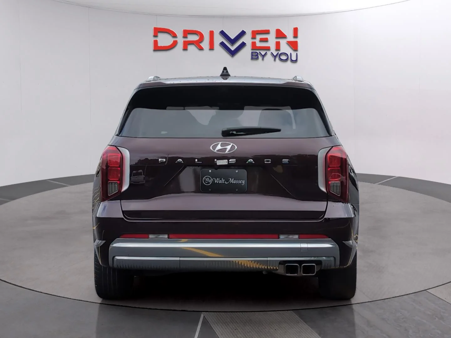 Used 2024 Sierra Burgundy Hyundai Calligraphy image 4