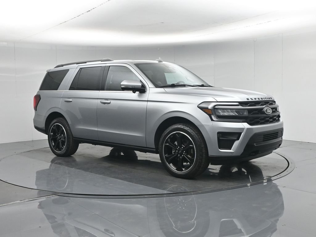 Certified Used 2023 Silver Ford Limited image 32