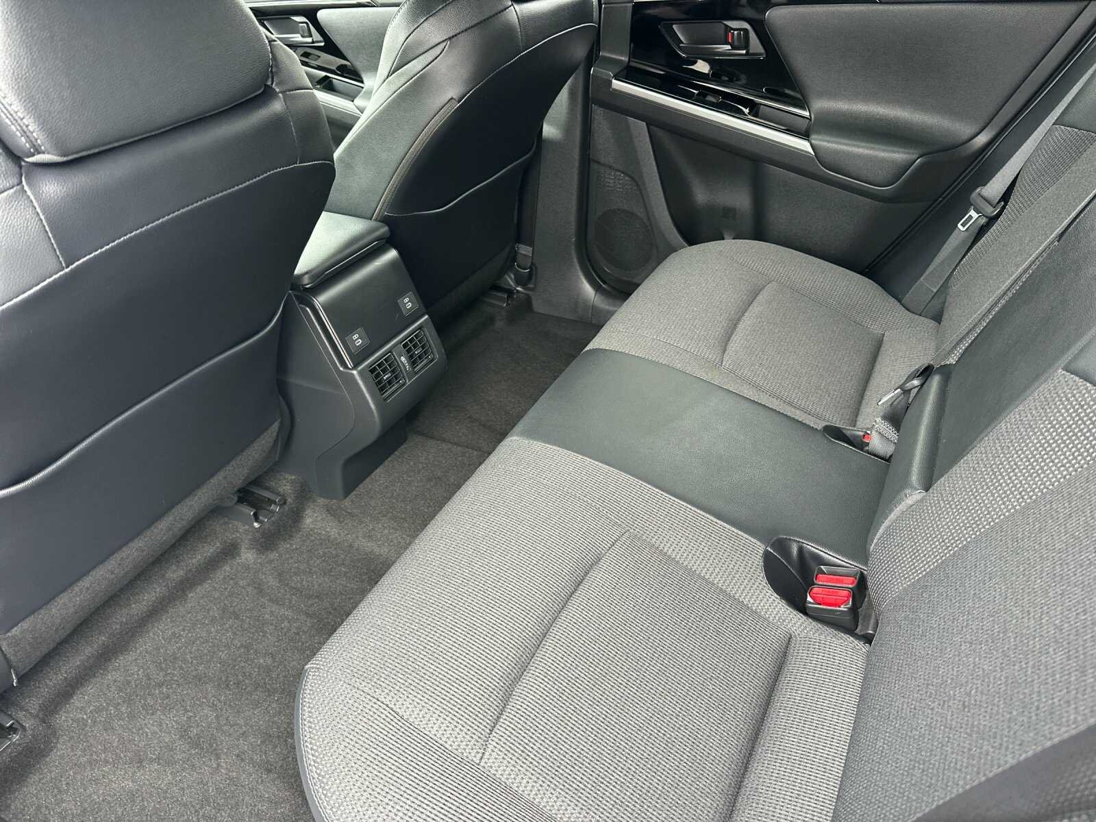 Used 2023 Pearl Toyota XLE 4D Sport Utility image 14
