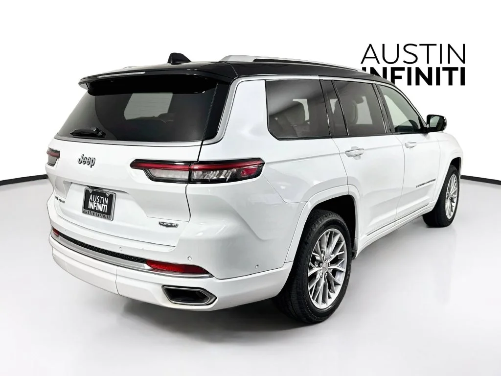 Used 2023 White Jeep Summit image 7
