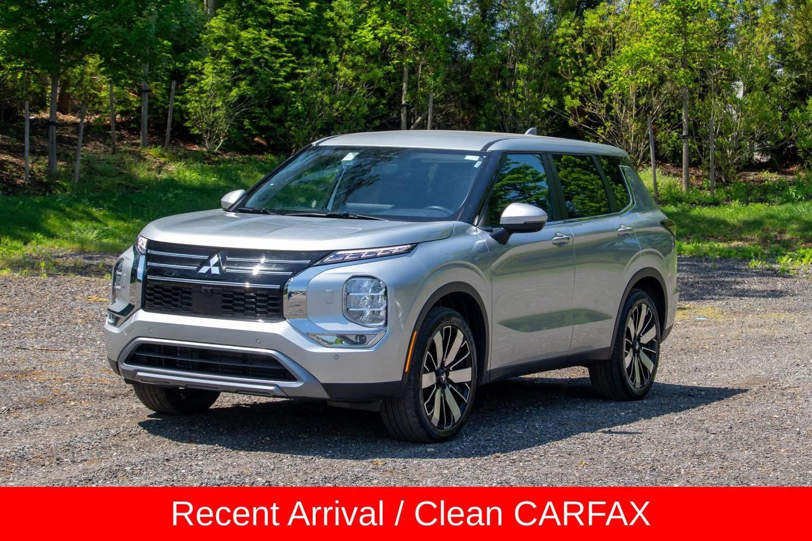 2025 Mitsubishi Outlander SE S-AWC's photo