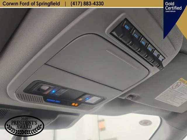 Certified Used 2025 Oxford White Ford XLT image 25