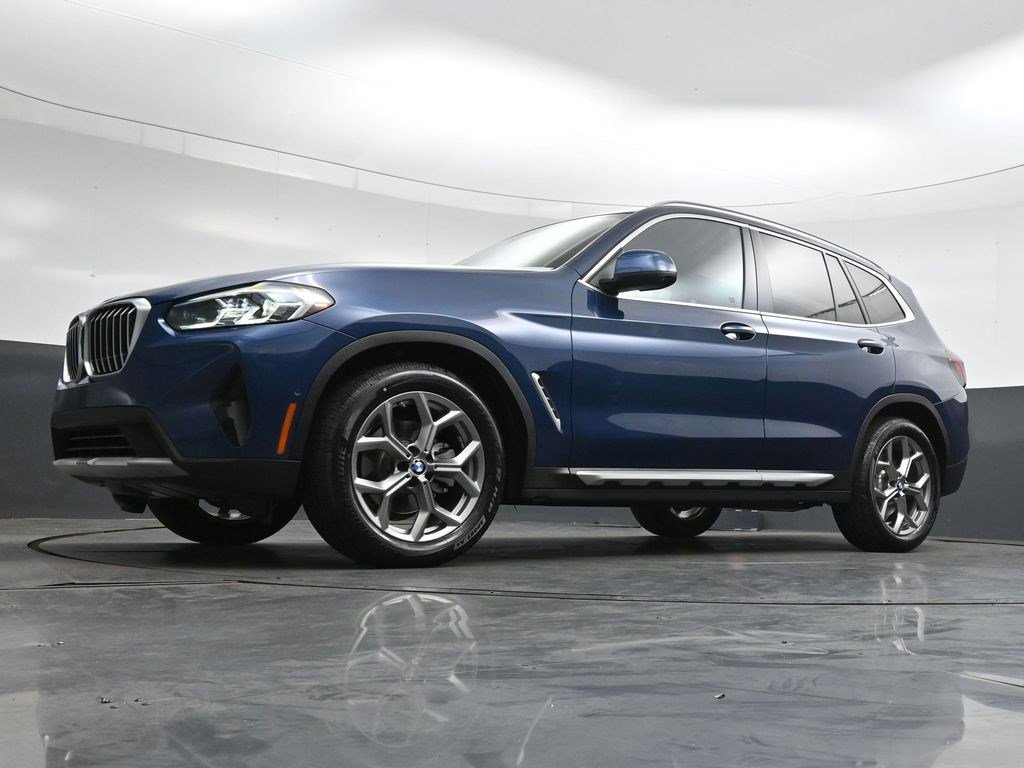 Used 2023 Phytonic Blue Metallic BMW sDrive30i image 33
