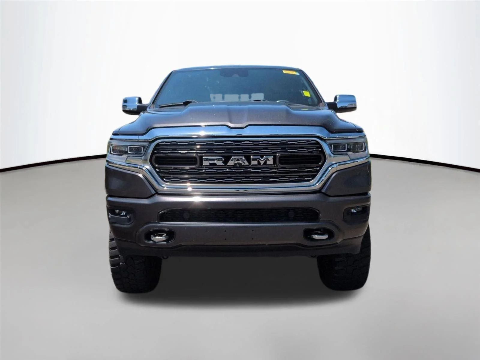 Used 2020 Granite Crystal Metallic Clearcoat Ram Limited image 4