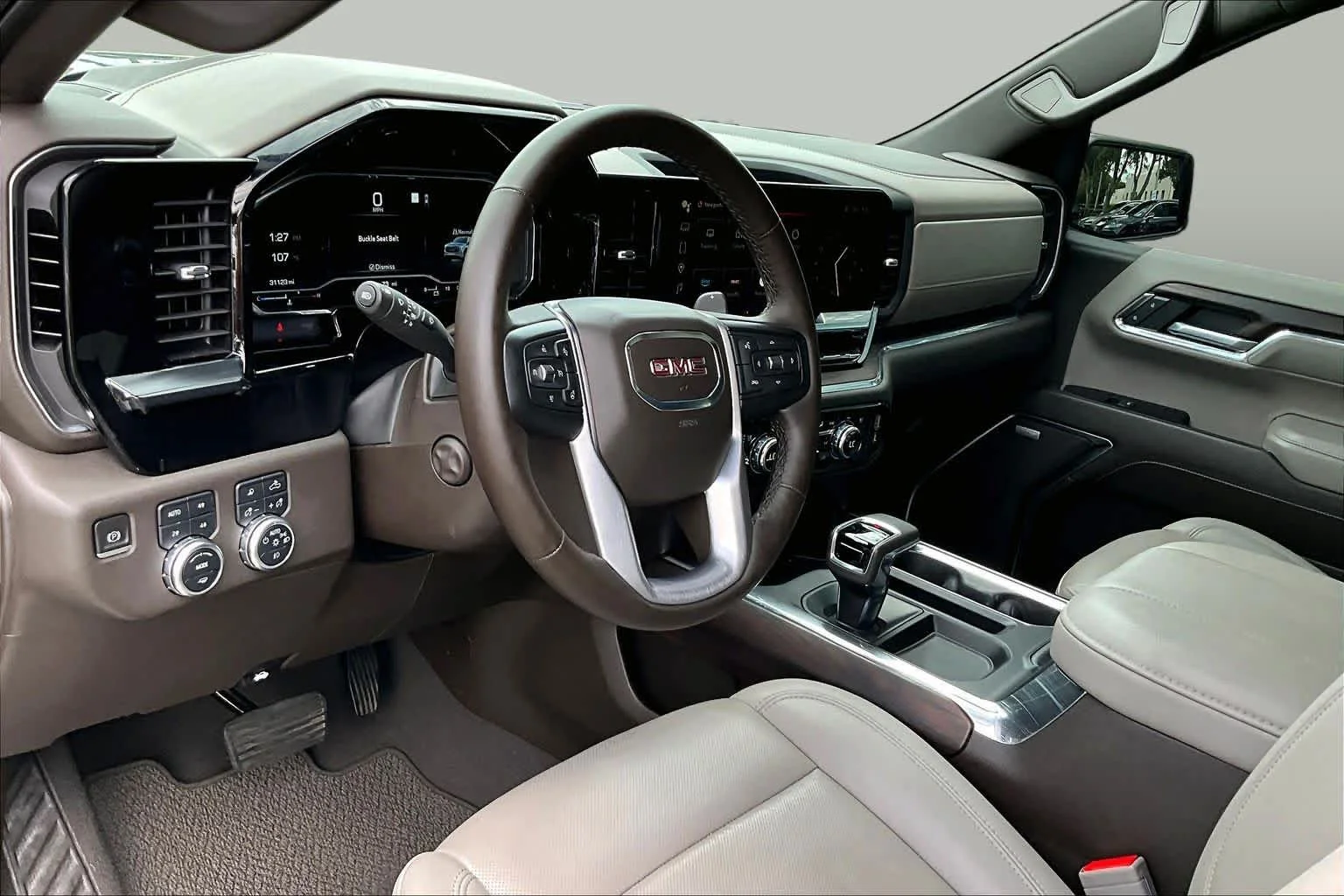 Used 2023 Sterling Metallic GMC SLT image 18