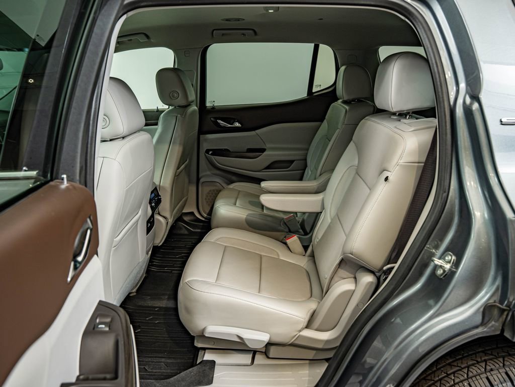 Used 2020 Satin Steel Metallic GMC SLT image 32