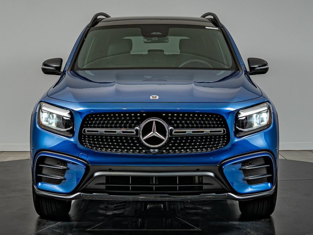 Used 2024 Starling Blue Metallic Mercedes-Benz GLB 250 image 2