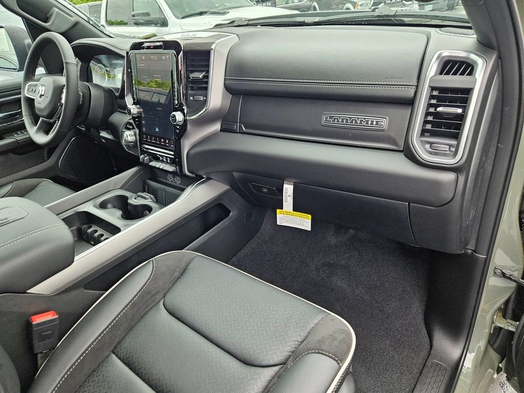 New 2026 Canyon Lake Exterior Paint RAM Laramie image 30