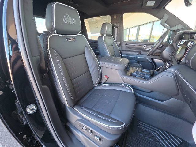 2026 GMC Sierra 2500HD AT4X - Photo 20