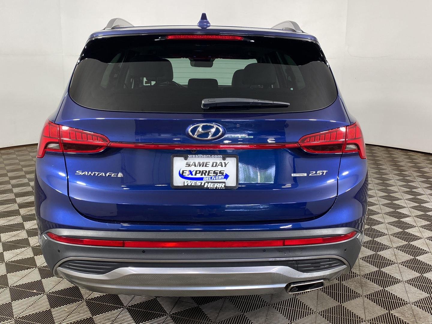 Used 2021 Stormy Sea Hyundai Limited image 5